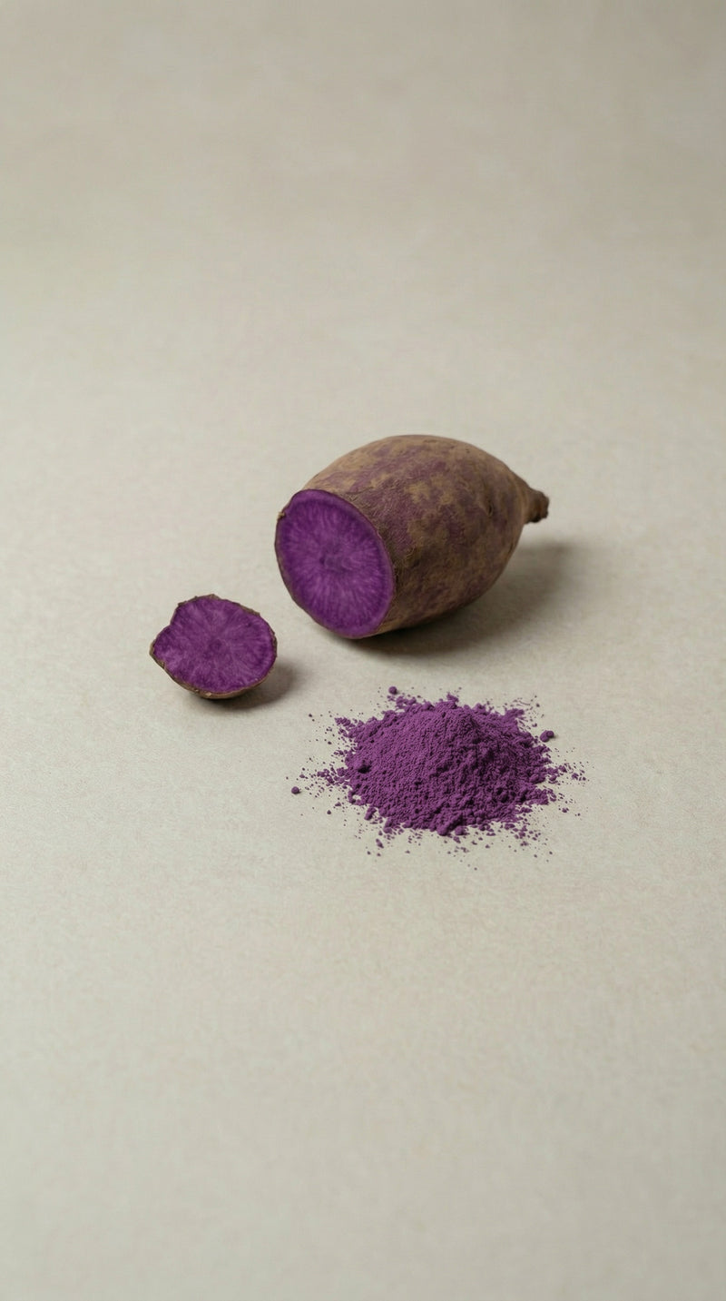 Lila Yamswurzel und Ube-Pulver